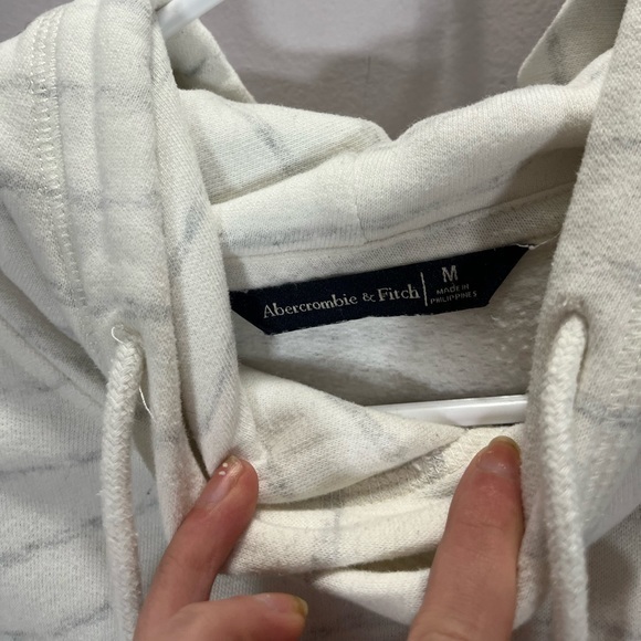 Abercrombie & Fitch Women’s White Grey Striped Cropped Fit Pullover Hoodie - Picture 5 of 11